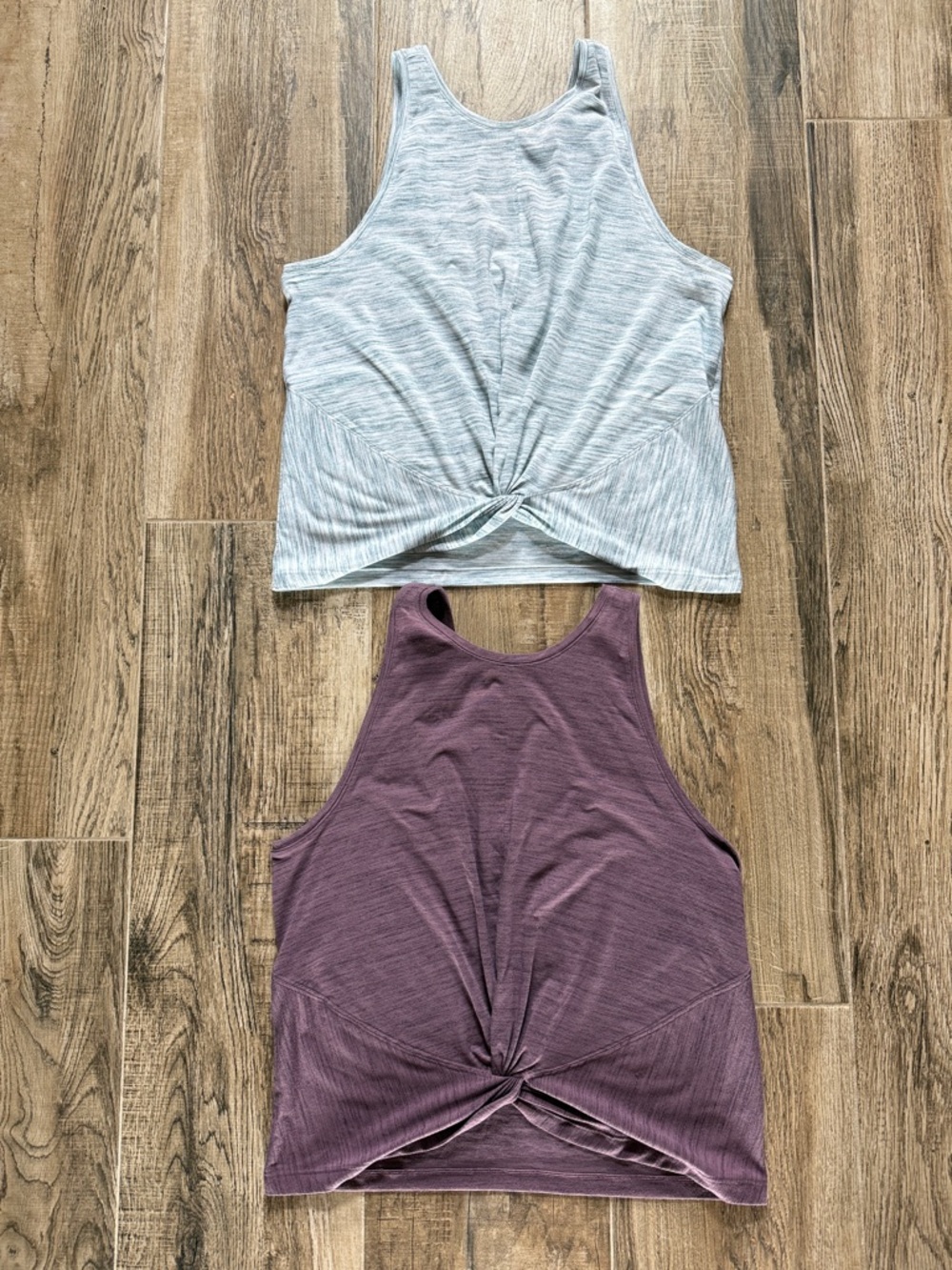Athleta Essence Twist Tank Bundle of 2 | XL